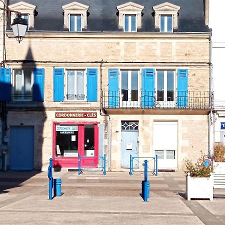 Gençay Appartement Centre Petite Ville Poitou المظهر الخارجي الصورة